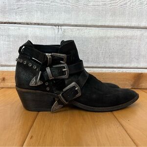 Dolce Vita Black Suede Western Ankle Boots size 9